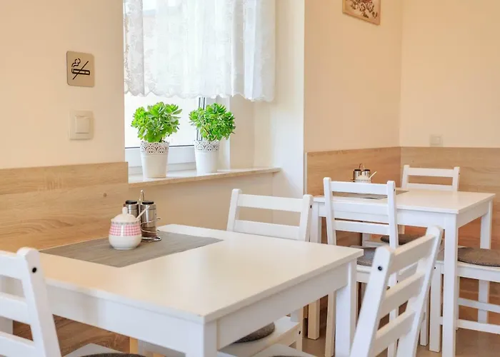 Хостел Botanik *